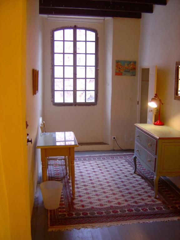 Belle De Nuit Bed & Breakfast Oppède Cameră foto
