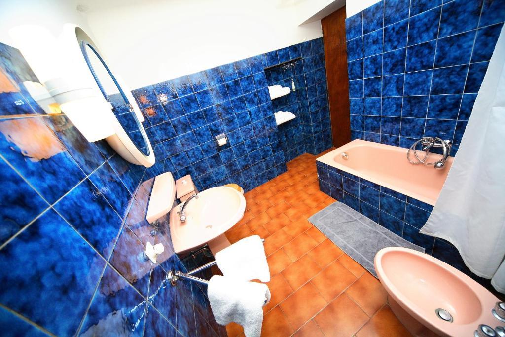 Belle De Nuit Bed & Breakfast Oppède Cameră foto