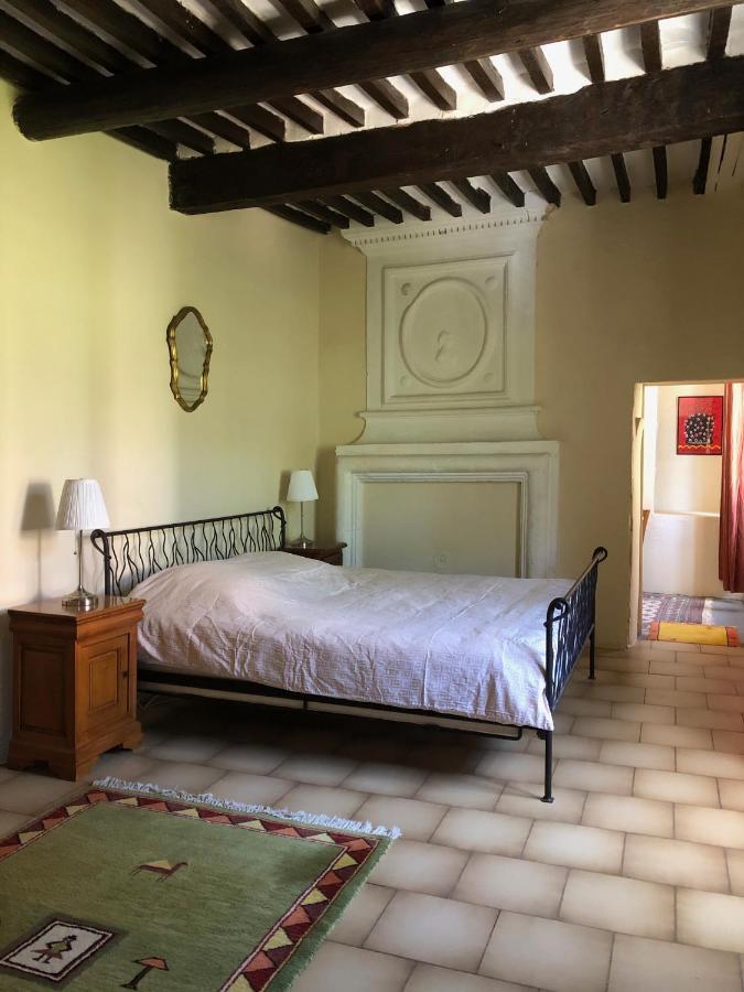 Belle De Nuit Bed & Breakfast Oppède Exterior foto
